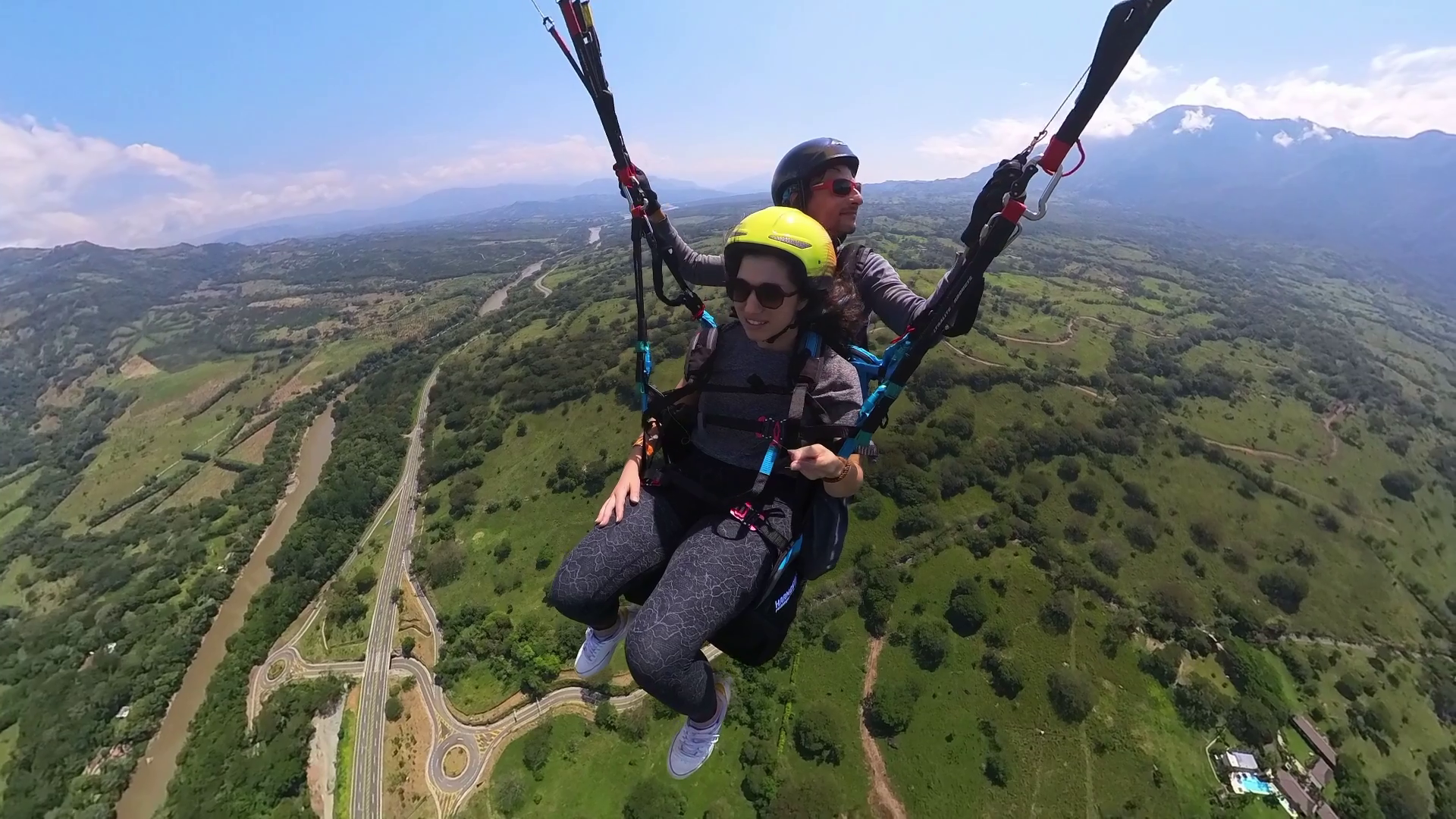 Vuelo biplaza en el aire en Jericó